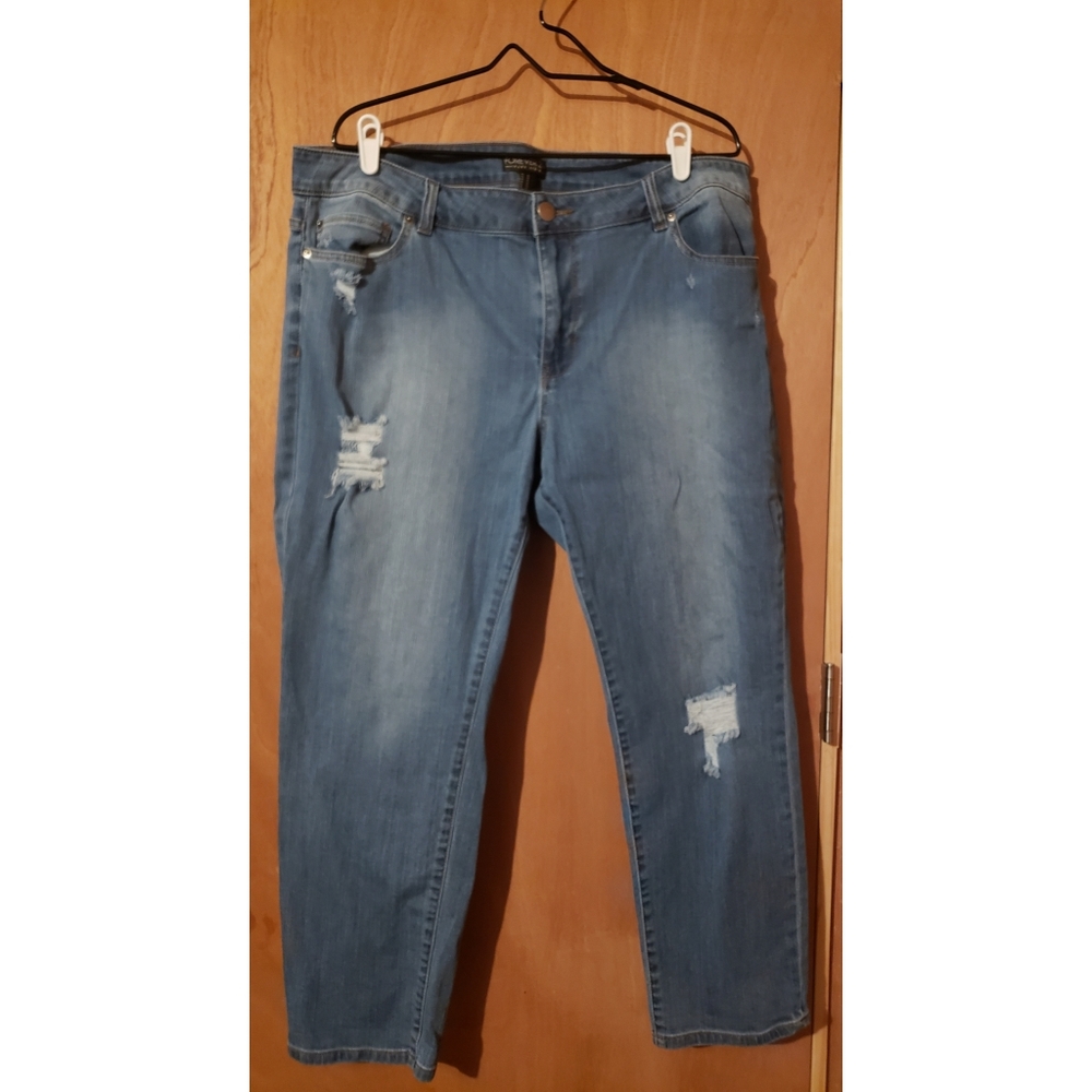 Forever 21+ Distressed Cropped Boyfriend Jeans